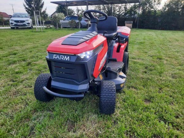 Traktor për kositje Würth