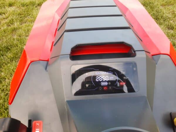 Traktor për kositje Würth