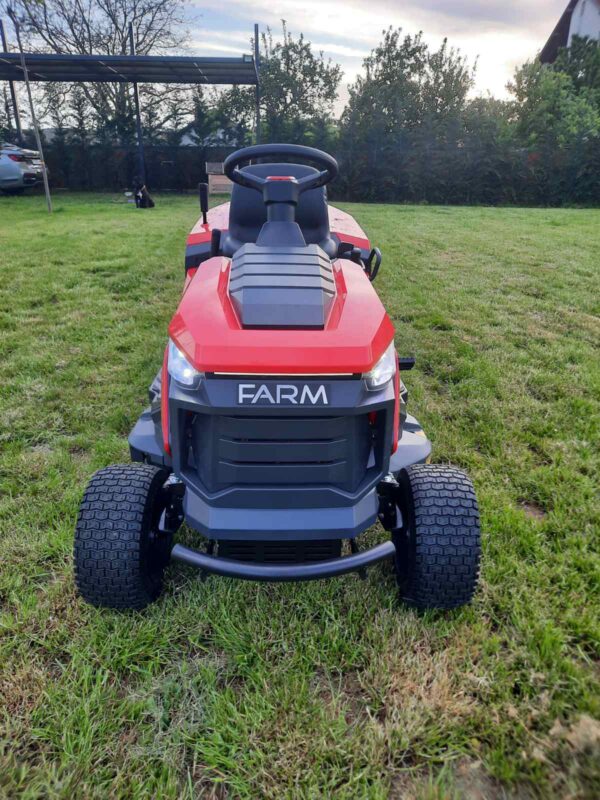 Traktor për kositje Würth